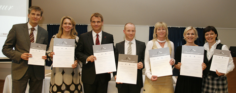 Samstarfssamningurinn var undirritaður 15. maí 2009