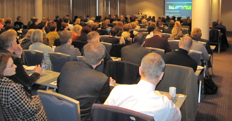 Kynningar frummælenda hér að neðan Mynd 2