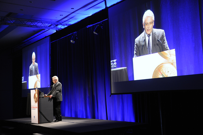 Vilmundur Jósefsson ávarpar aðalfund SA 2011