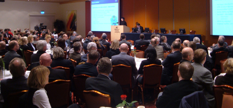 Hátt í 300 manns mættu á fundinn