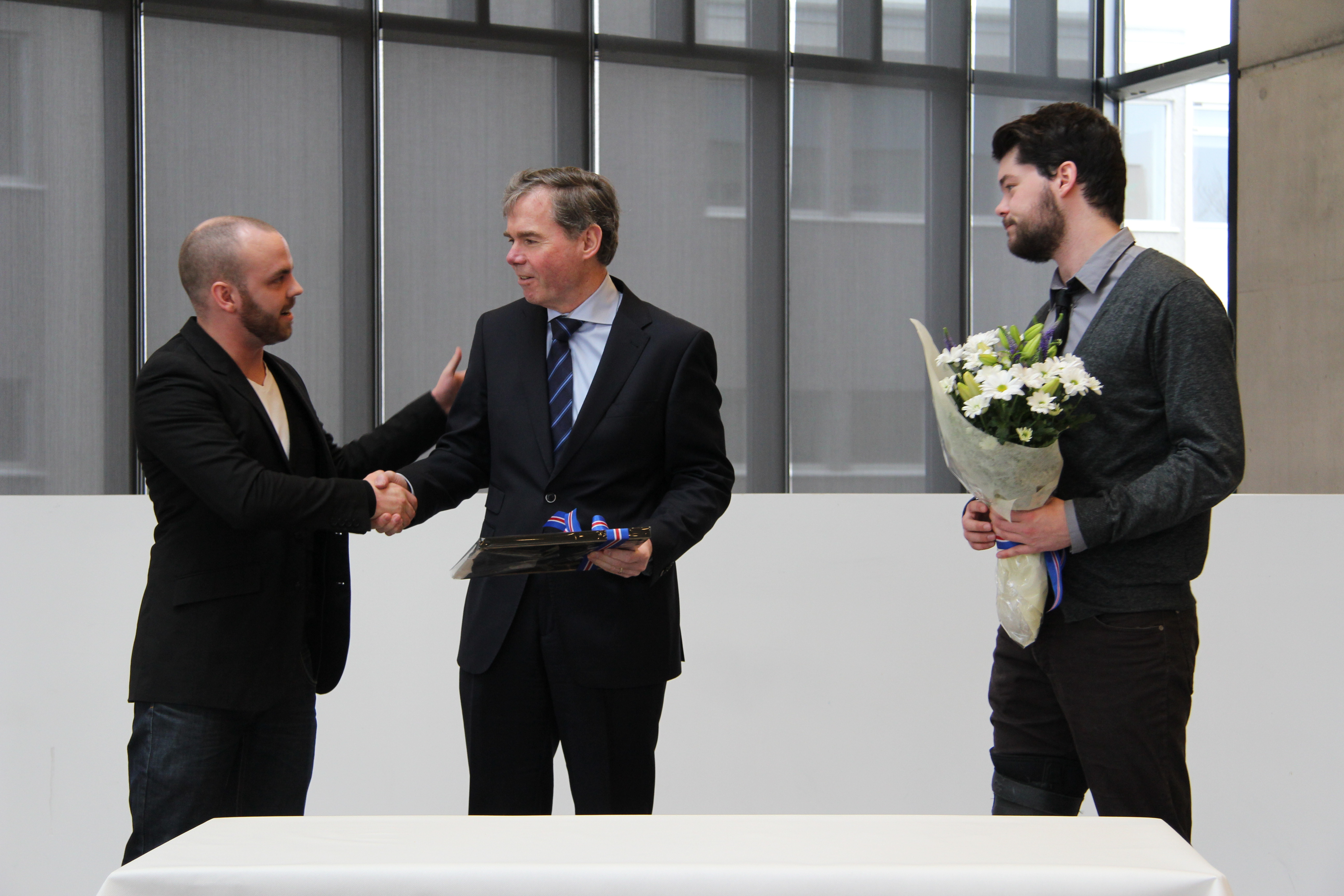 Arion banki fékk heiðursviðurkenningu SHÍ